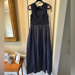 Adrianna Papell Size 14 evening gown! Worn only once!